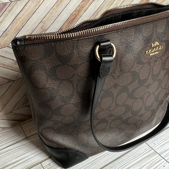 NWT!! Coach Purse Black and Brown - Picture 2 of 12